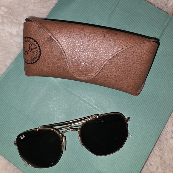 Ray-Ban Other - RAY BAN THE MARSHALL GOLD GREEN With Case